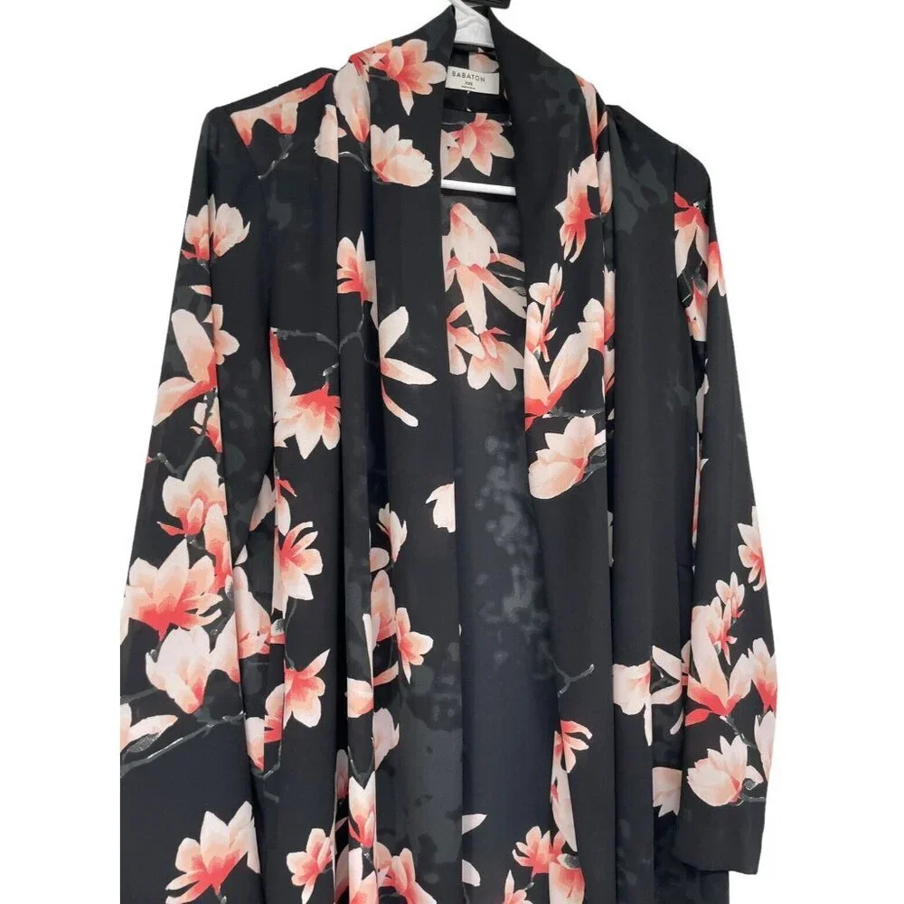 Aritzia babaton kimono